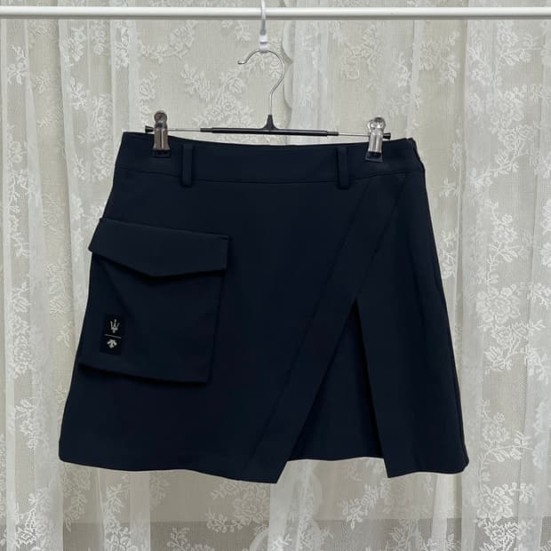 M) 데상트 골프 스커트 네이비