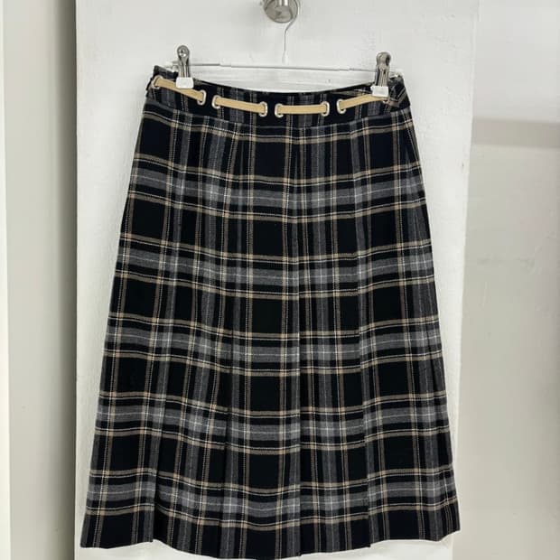 꾸레쥬 체크 미디 스커트 