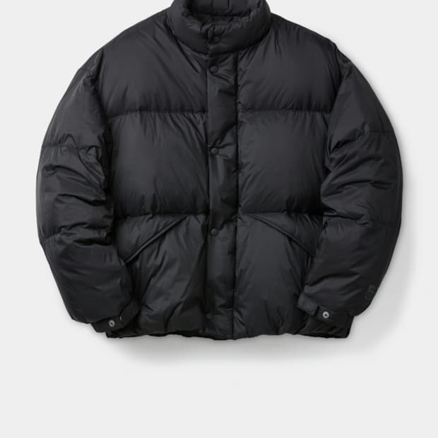 쿠어 마조 테크 스탠드 카라 다운 점퍼(블랙) 패딩s