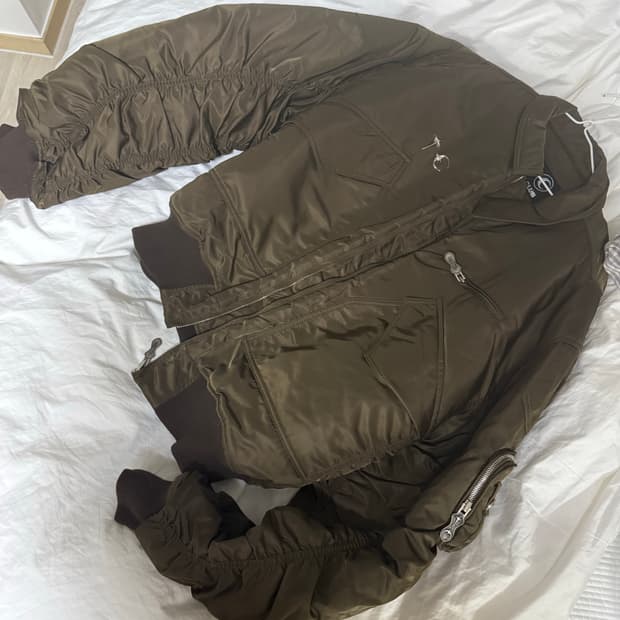 떠그 클럽  a wingless 3사이즈