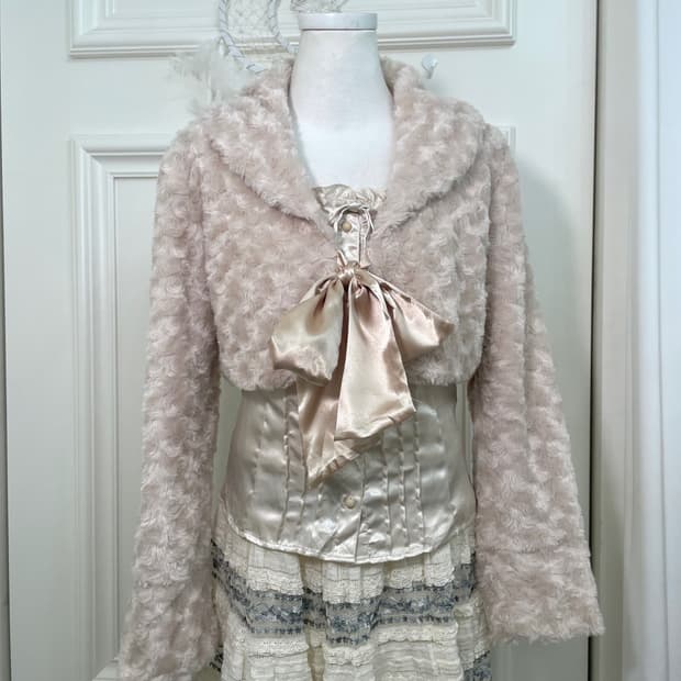 beige bow point collar mini fur jacket