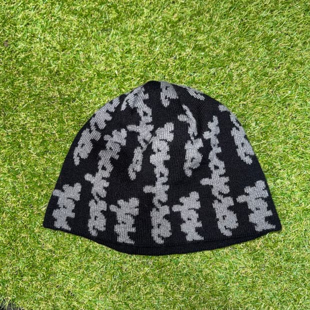 예스아이씨 두들 자카드 비니 블랙