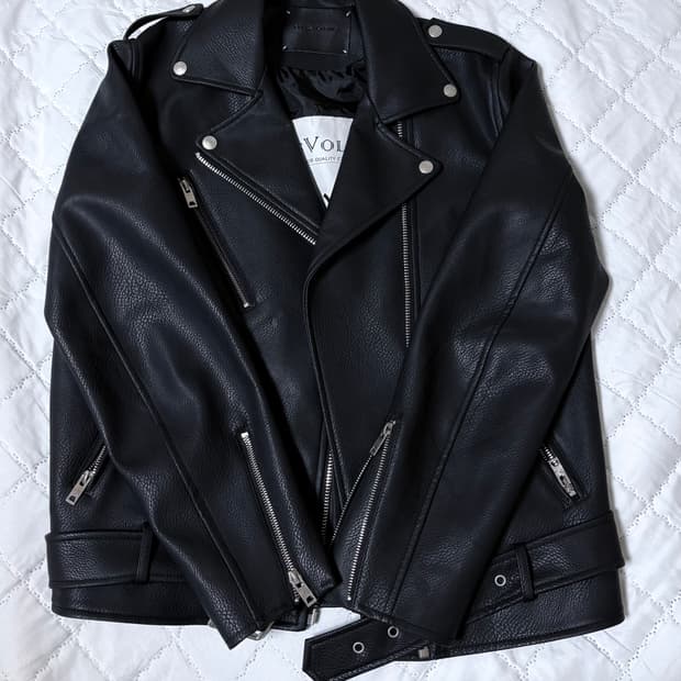 DressVolume 라이더 자켓