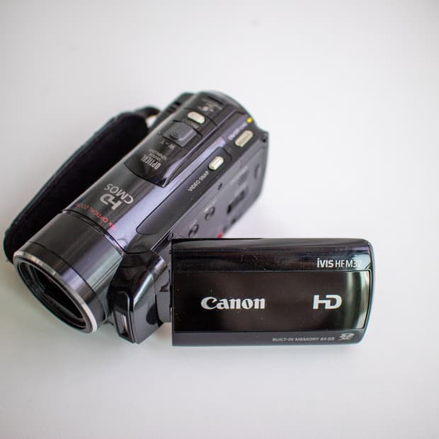 Canon Ivis HF M32