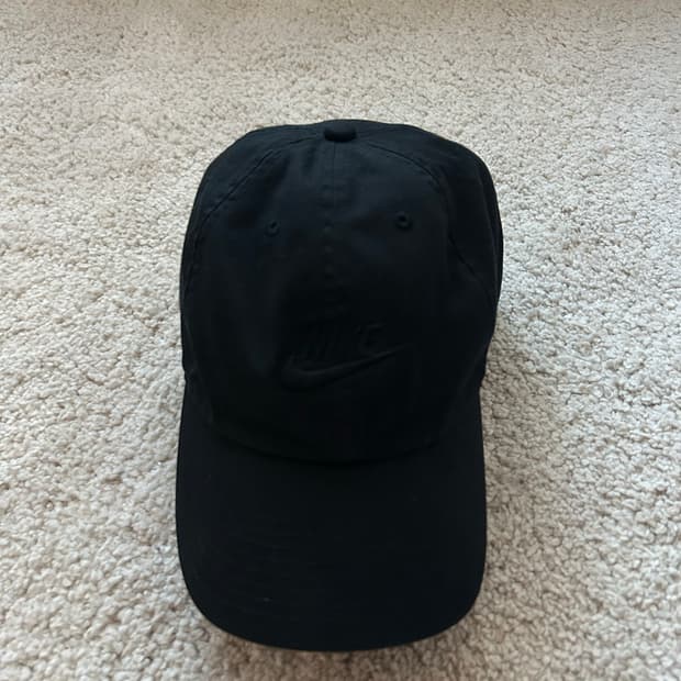 나이키 / H86 퓨추라 워시드 캡모자 FREE