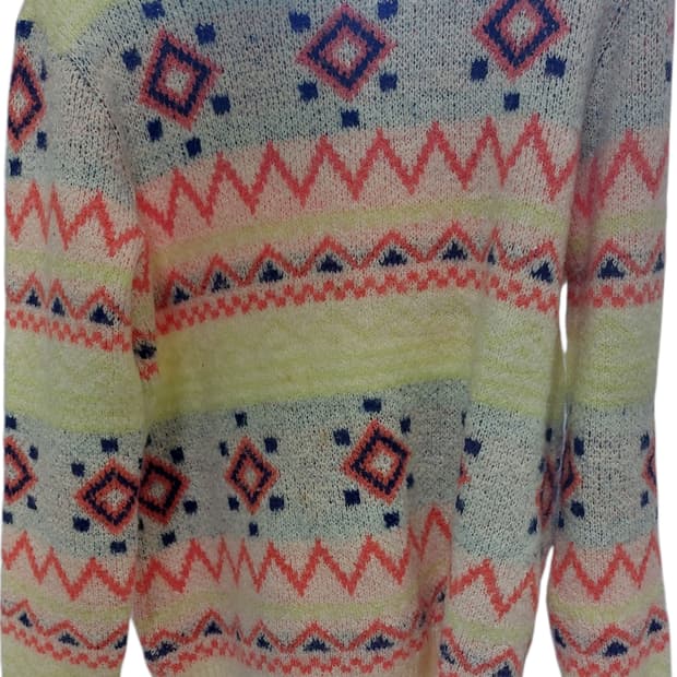 퀴오스 브랜드 패턴 니트