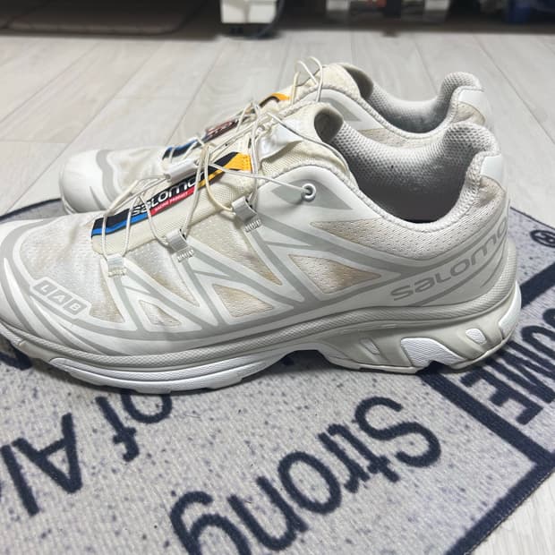 살로몬 XT-6 화이트 285