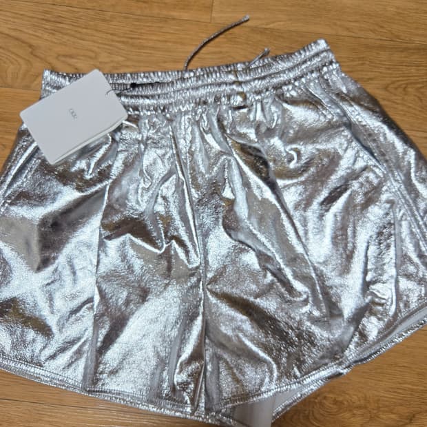 오르(ORR)새상품 실버 반바지