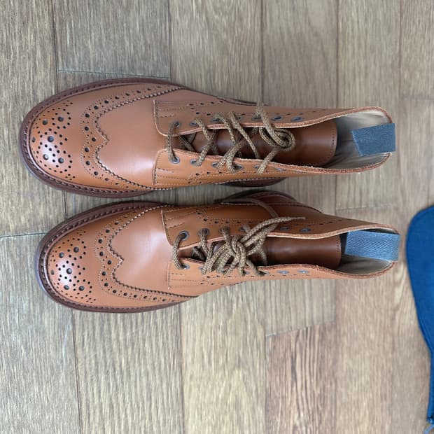 트리커즈 스토우 C Shade 컬러 UK6 (255)