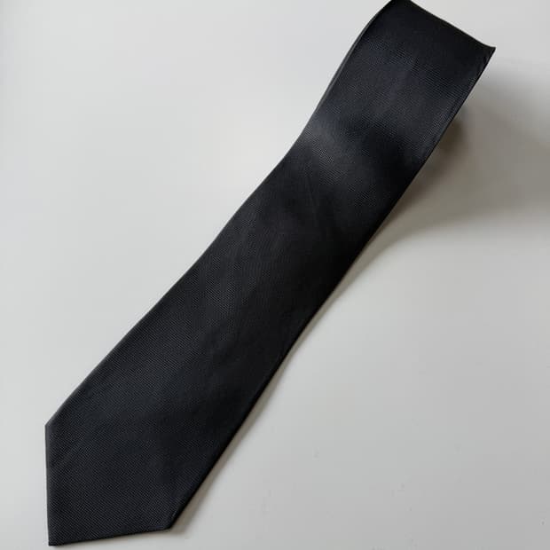 차콜 실크 넥타이 8.5cm