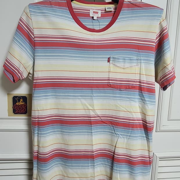 리바이스 반팔티 