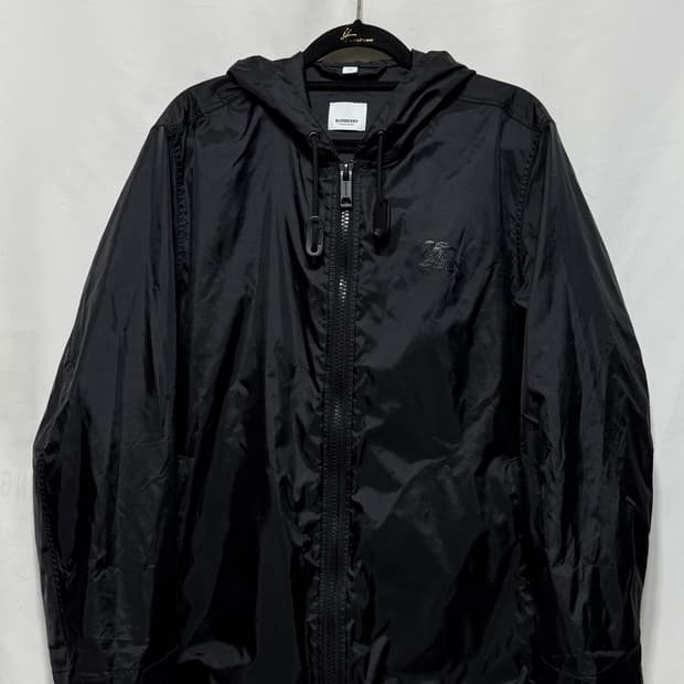 버버리 윈체스터 바람막이 자켓