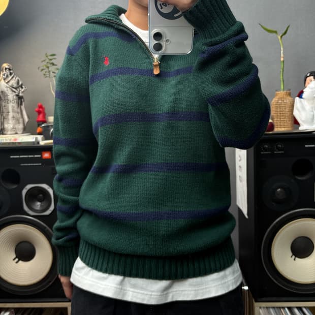 폴로 반집업니트