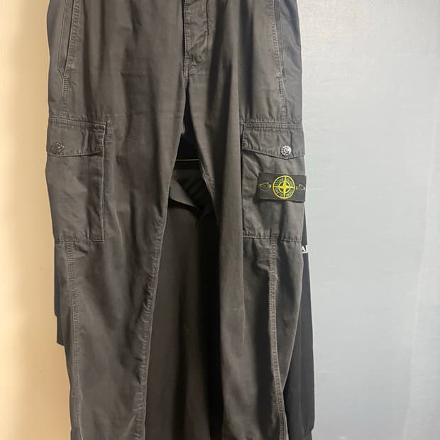 스톤아일랜드 카고바지 블랙 30