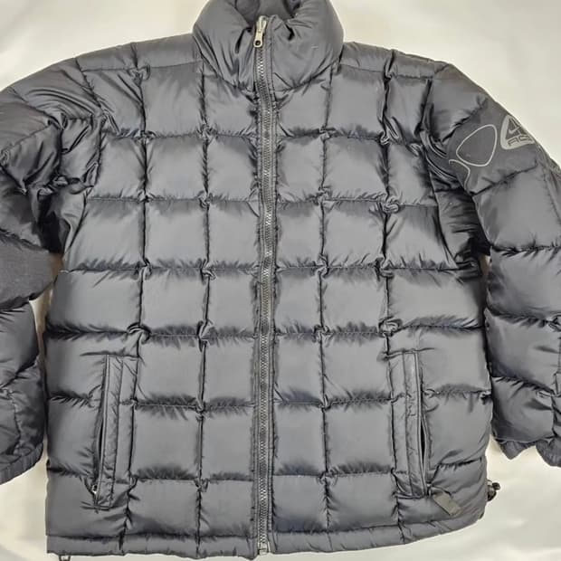 나이키 acg 리버서블 패딩