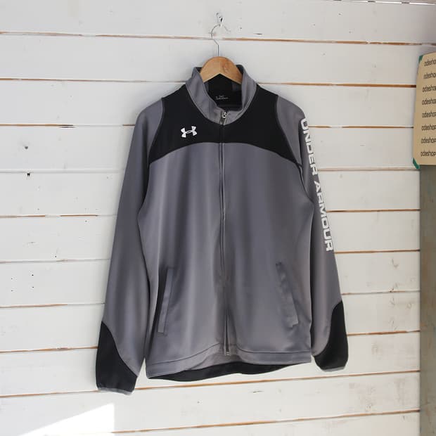 (착용컷) 언더아머 트랙 자켓 (남성용 105)