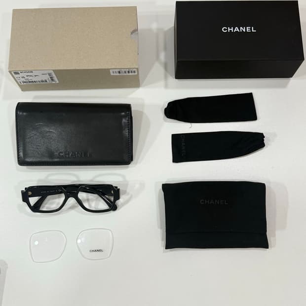 CHANEL 샤넬 하트 스퀘어 안경 CH3438