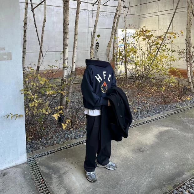 해리티지플로스 10주년 후드티 네이비