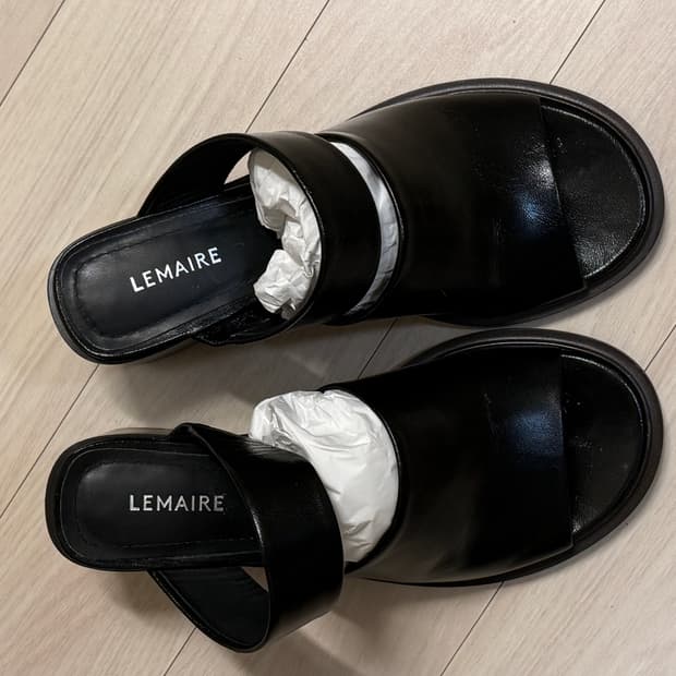 르메르 더블 스트랩 뮬 샌들