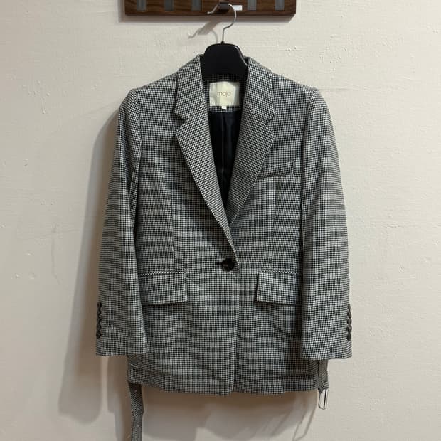 마쥬 벨티드 체크 자켓
