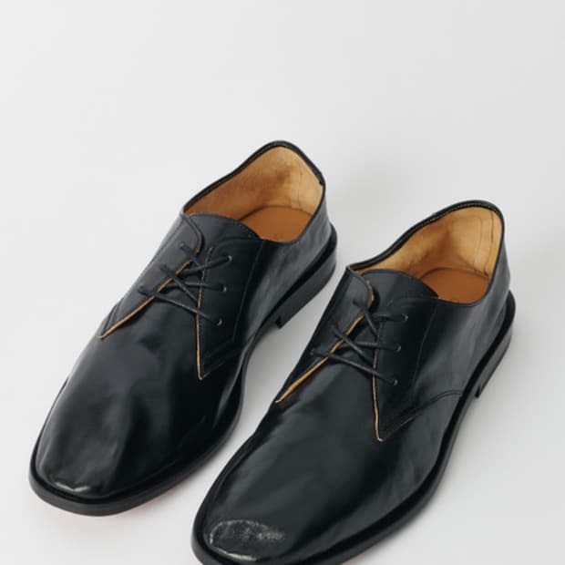 아워레가시 컬랩싱 컨설턴트 더비 41~42 구매합니다