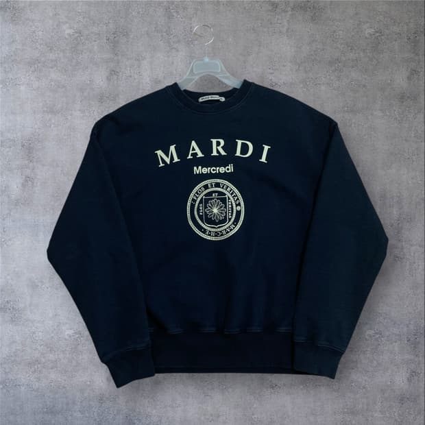 마르디 메크르디 빅로고 네이비 맨투맨