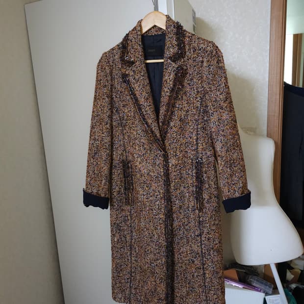 JIGOTT 트위드 코트