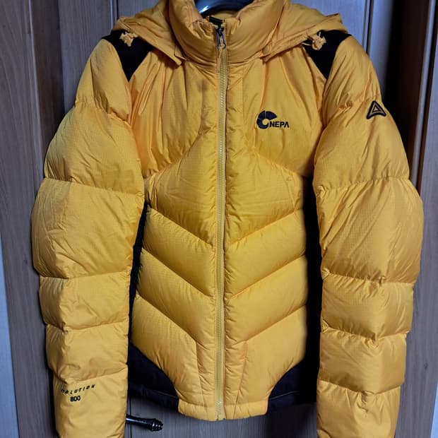 네파 여성 아웃도어 패딩 L