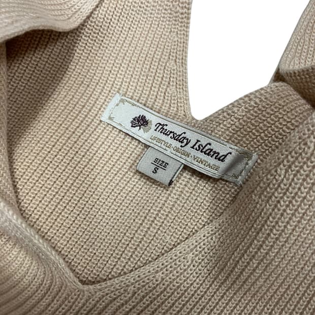 써스데이아일랜드 브이넥 롱 니트 원피스 S