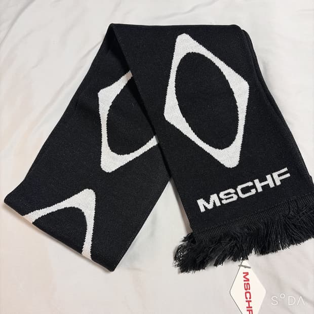 미스치프 롬버스 스타디움 스카프 블랙