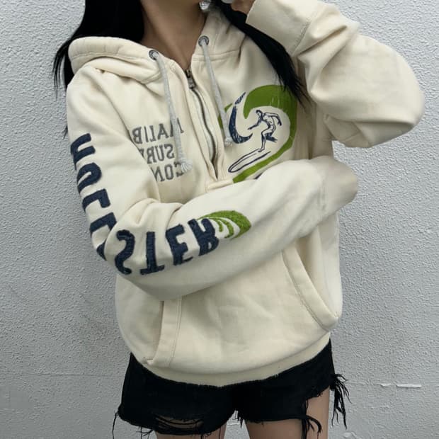 홀리스터 사이드로고 아이보리 반집업 XL