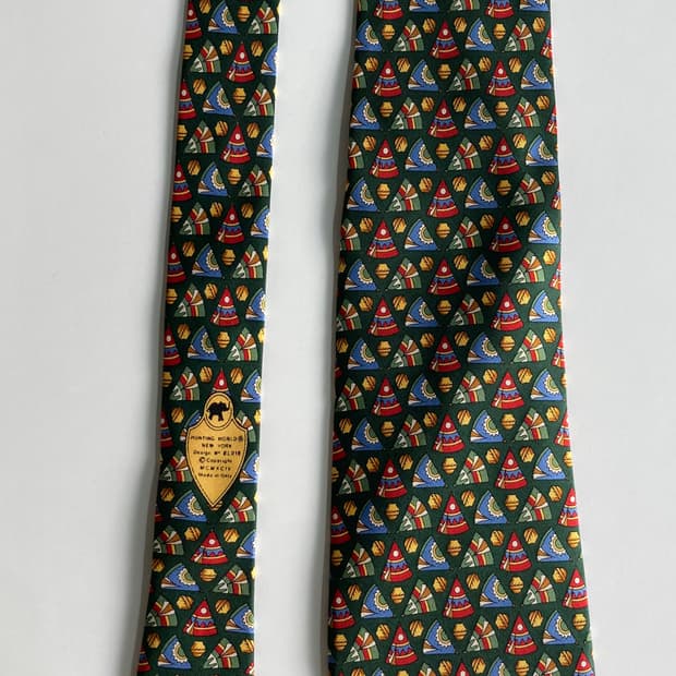 헌팅월드 넥타이