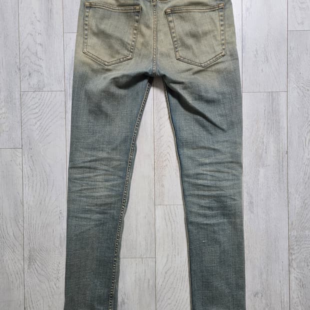 알바니아산 데님 진