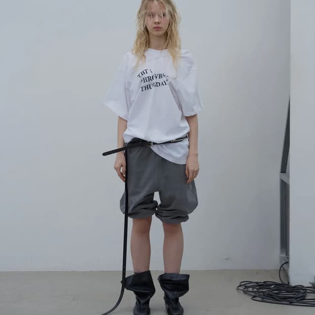 엘씨디씨 DRAPED LETTERING PRINT T-SHIRT