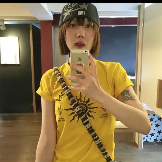 코소 CC 컬러 아트웍 크롭 티셔츠