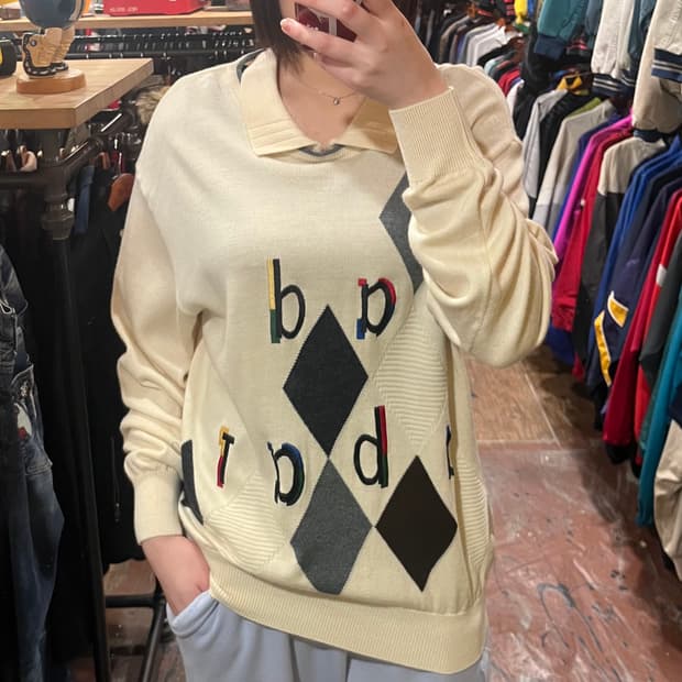 [HI] 아다바트 카라 니트