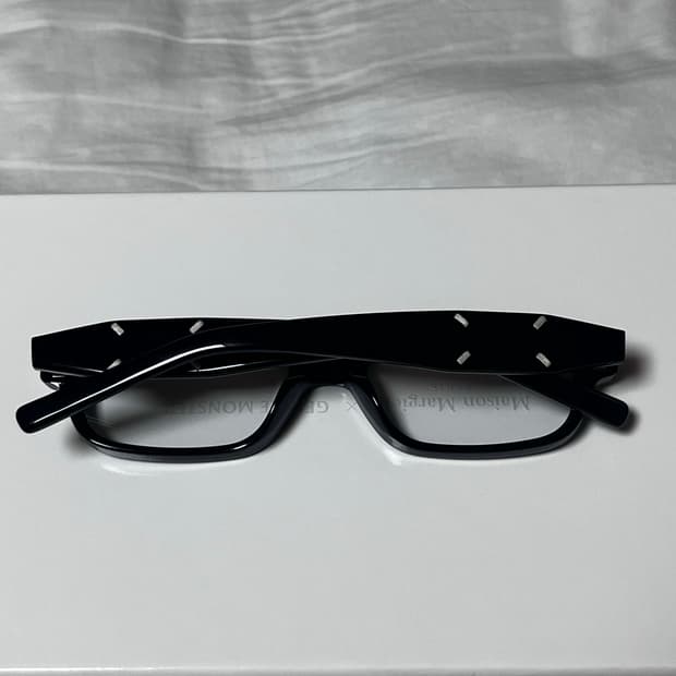 젠틀 몬스터 x 메종 마르지엘라 MM210