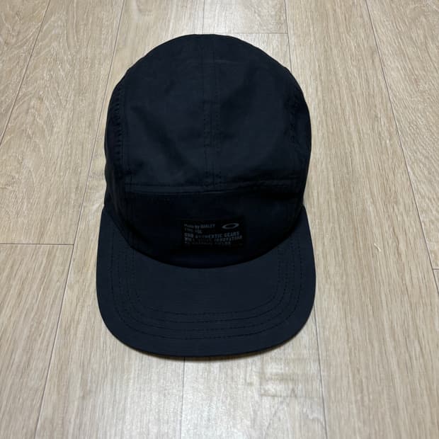 오클리 블랙 캠프캡 (1회 착용)