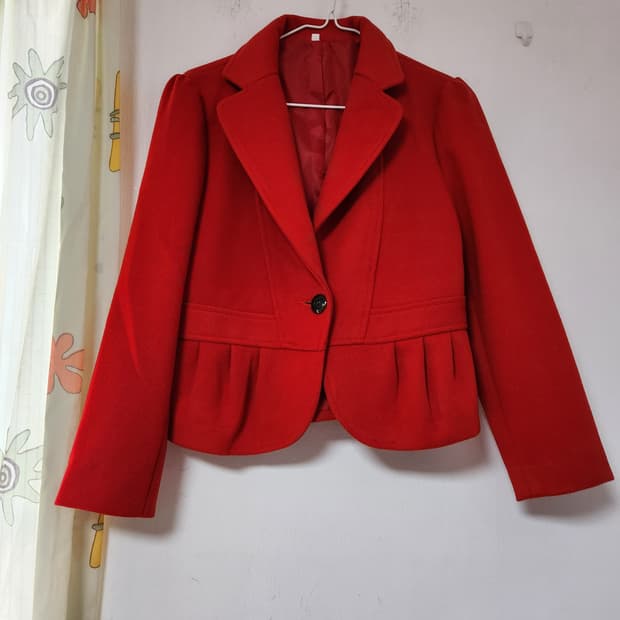 레드 모직 여성용 숏 자켓 66