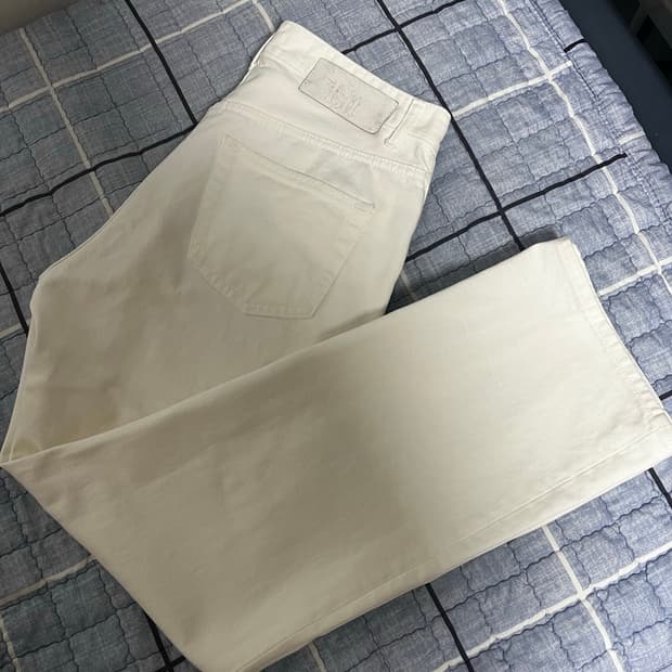 리트 화이트진 L