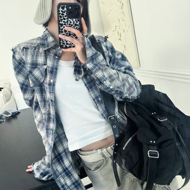 러프넥 셔츠