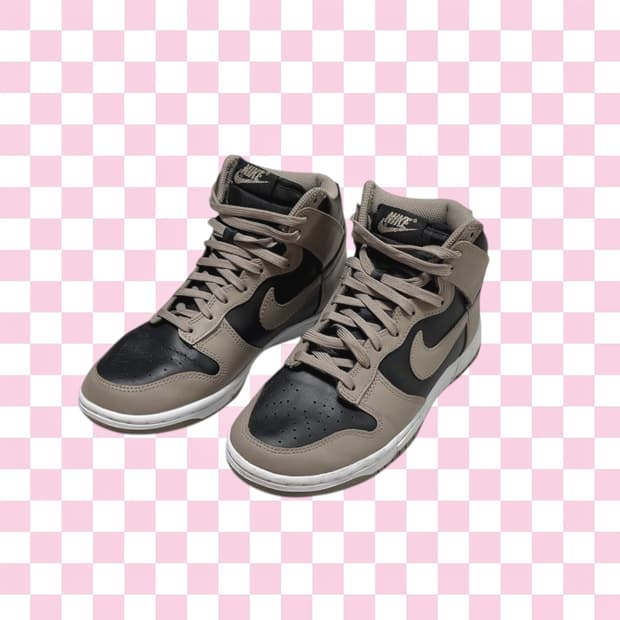 (NIKE) 나이키 덩크 하이  BLACK/MOON FOSSIL  240