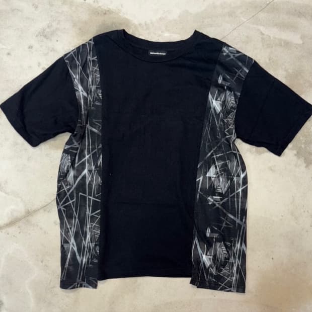 [M] Semantic Design Side Panel Tee