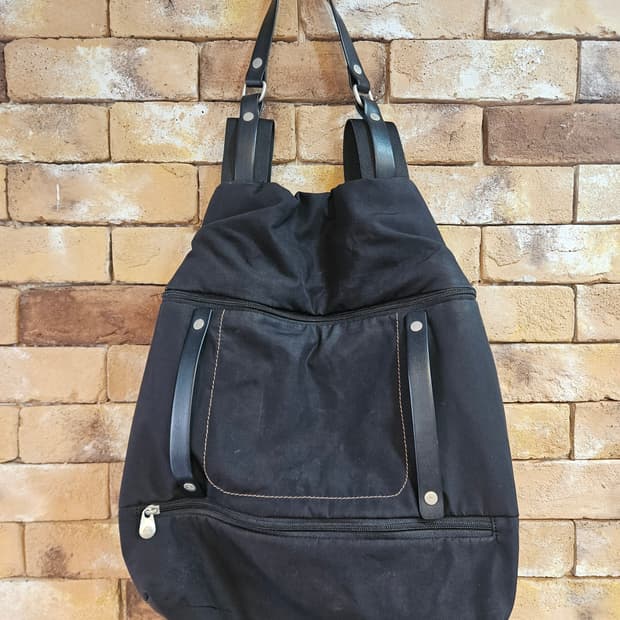 만다리나덕 사가도스 백팩 블랙