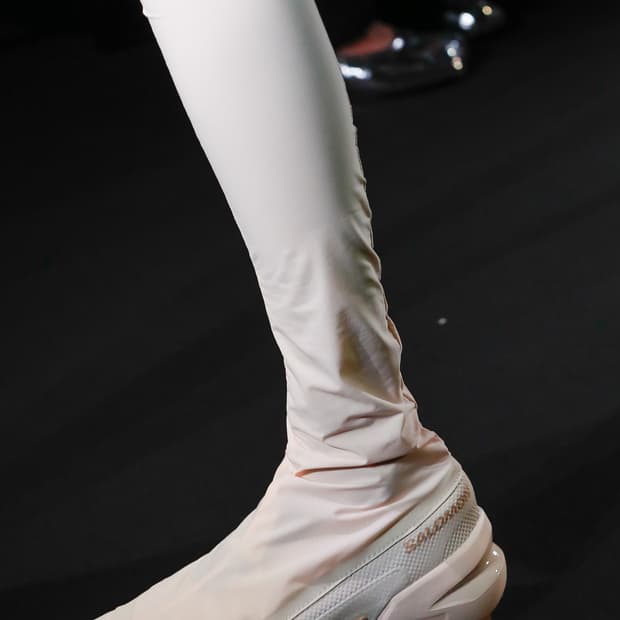 (W)MM6 마르지엘라 X 살로몬 크로스 웨이더 니삭스 부츠 바닐라 크림