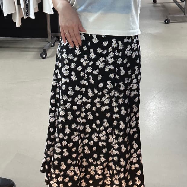 데이지패턴 플레어 롱스커트🌼