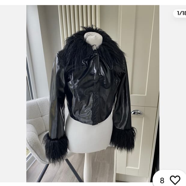 디바이디드에이치앤앰 가죽 퍼 자켓 xs 갸루 y2k h&m