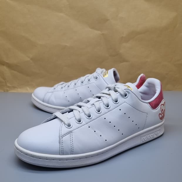 아디다스 스탠스미스 하트 스니커즈 250
