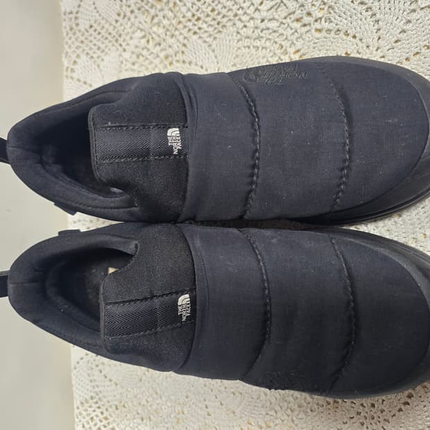 노스페이스 패딩방안화 250