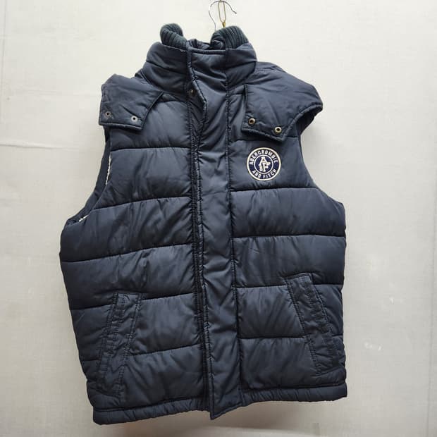 아베크롬비 로고 양털(안감) 후드 패딩조끼 M(XL)남여공용